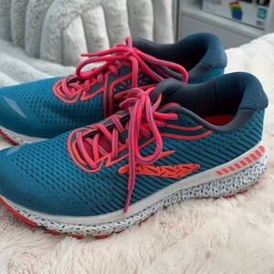 Brooks Women's Teal and Pink Athletic Shoes